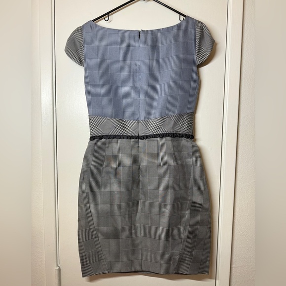 Zac Posen 100% Silk Plaid Blue Black Grey Structured Cap Sleeve Shift Dress 6 - Picture 6 of 15